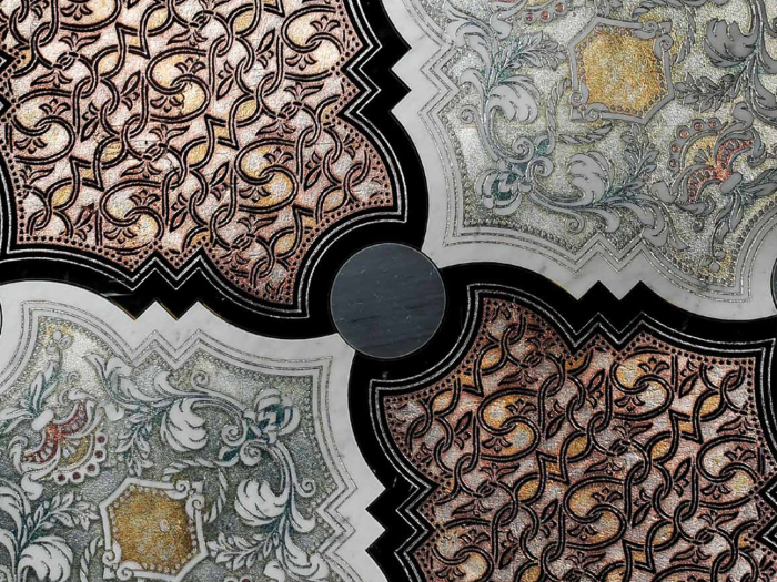 На изображении товар Akros Venezia Камень The Original Aquarius T Bianco Carrara Nero Marquinia Silver от официального представителя в Москве