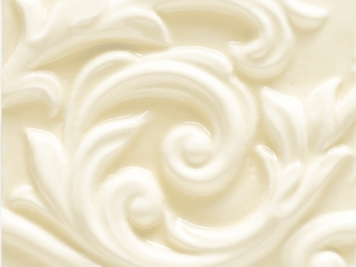 На изображении товар CERAMICHE GRAZIA  Декор ESSENZE VOLUTA 13X13 MAGNOLIA CRAQUELE от официального представителя в Москве