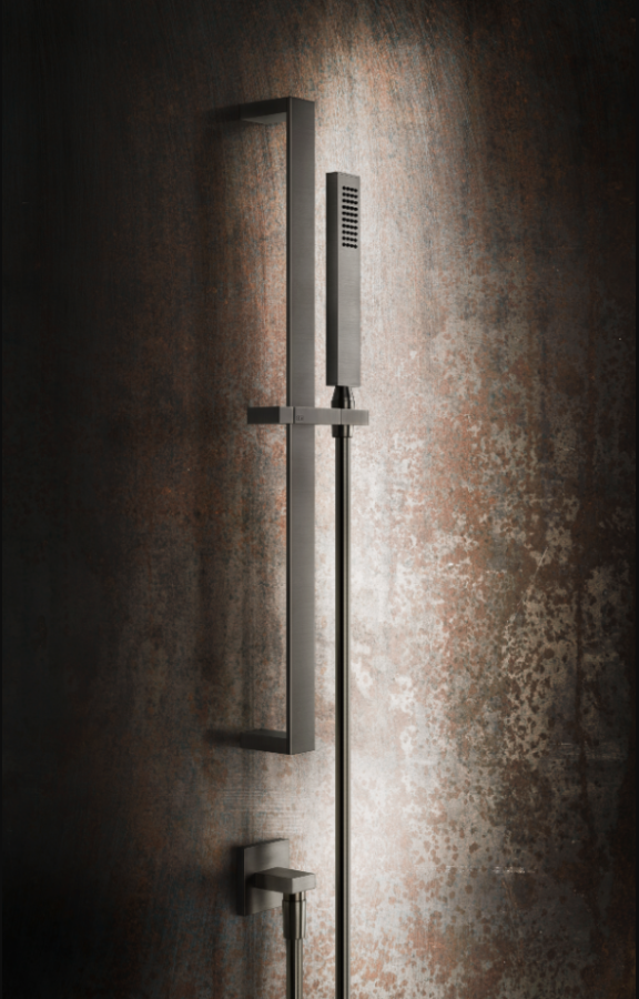 Душевой гарнитур Gessi Rettangolo K, штанга, лейка, шланг, вывод воды, цвет Matte Black - изображение 1