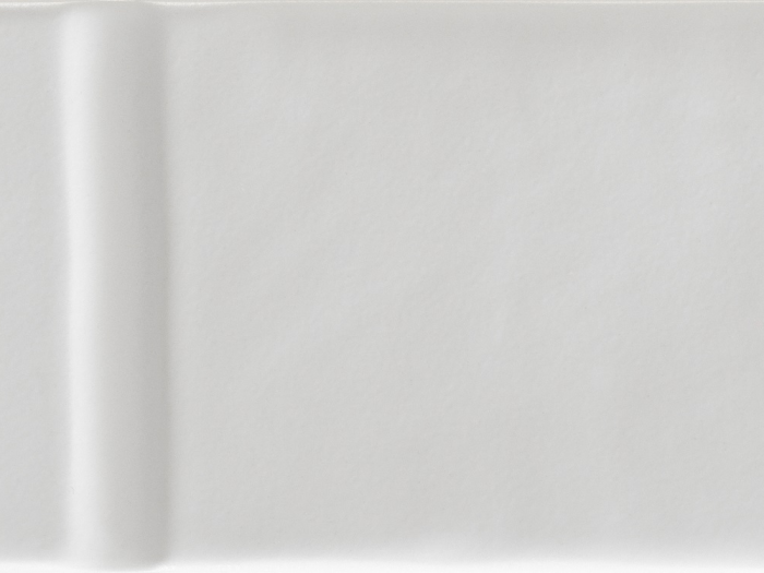 На изображении товар La Fabbrica Ava Керамическая плитка Grooves White Matte Decoro 7,5x15 от официального представителя в Москве