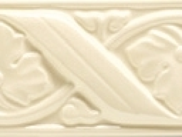 На изображении товар CERAMICHE GRAZIA Бордюр BOISERIE GEMME 8X20 BEIGE CRAQUELE' от официального представителя в Москве
