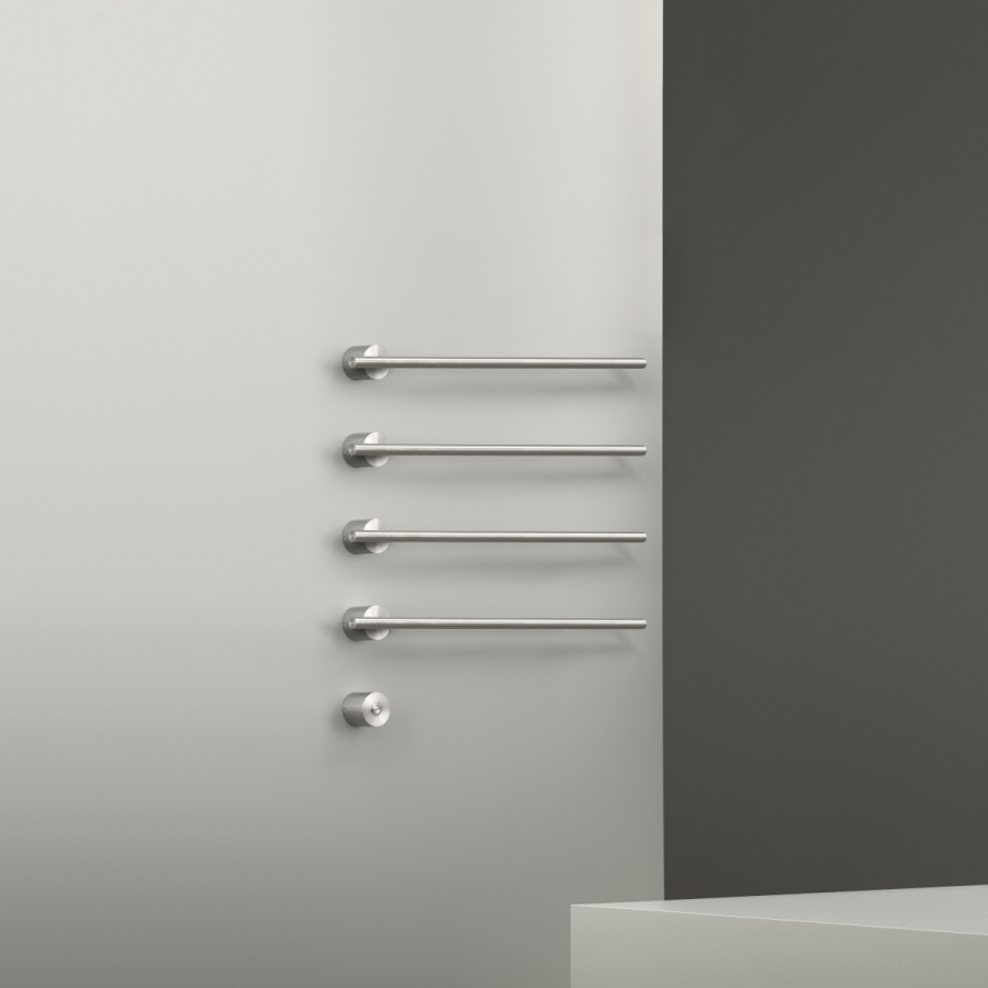 Полотенцесушитель CEA Design Equilibrio, электрический, 4хL.580 мм, кнопка вкл., цвет полированная нержавеющая сталь - изображение 2