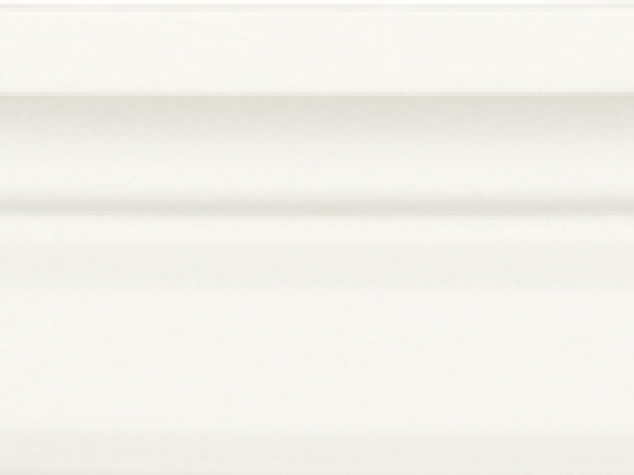 На изображении товар CERAMICHE GRAZIA Бордюр ELECTA FINALE 10X20 BIANCO CRAQUELE от официального представителя в Москве