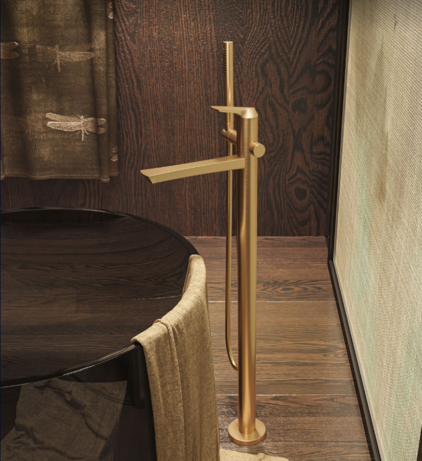 Cмеситель для ванны Gessi Ventaglio, h1069 мм, напольный, с переключателем и ручным душем, внешняя часть, цвет Brushed Brass PVD - изображение 1