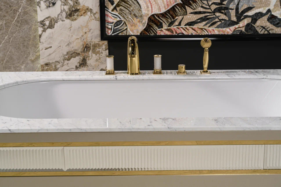 Oasis Bathroom Collection Academy консоль L1100хP530хH840 мм, для раковины, с 1 ящиком, 1 полкой, с декором Specchio Ribbed, отделка золото+столешница, ванна - изображение 6