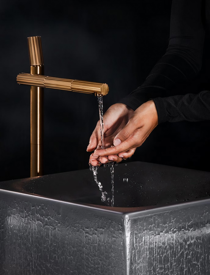 Раковина Gessi Incastri, отдельностоящая, 75609-561, с LED подсветкой, высота 900 мм цвет Ghiaccio - изображение 2