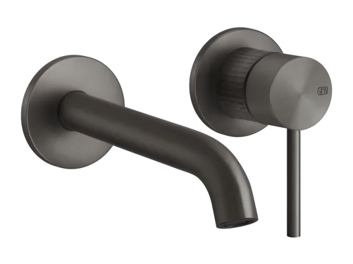 На изображении товар Cмеситель для раковины Gessi316, встраиваемый, настенный, с длинным изливом, без донного клапана, внешние части, цвет Black Metal Brushed PVD от официального представителя в Москве