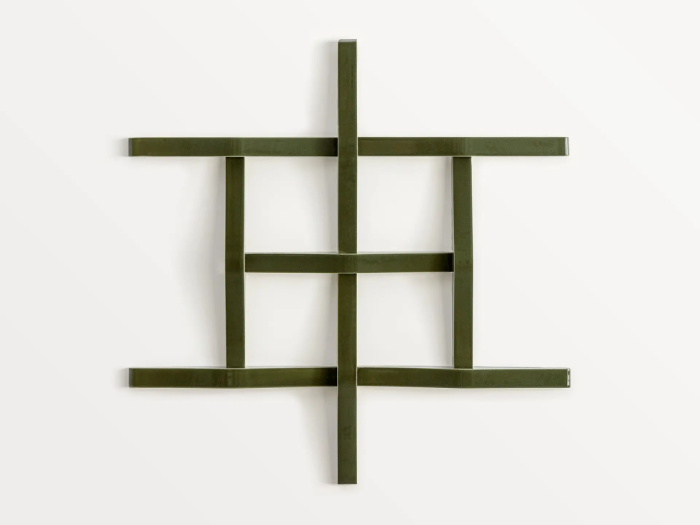 На изображении товар Mutina Керамическая плитка Adagio Verde 2,7x30 от официального представителя в Москве