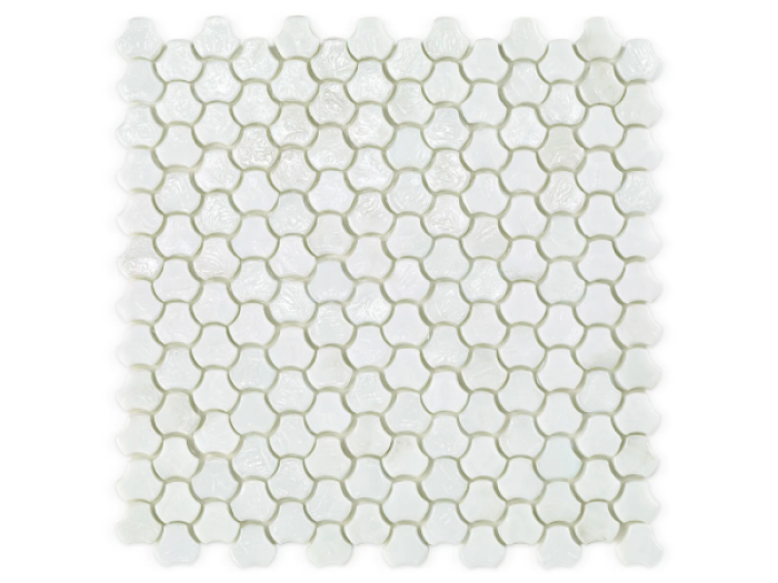 На изображении товар Sicis Стеклянная мозаика Clover Bright chips size 25 mm sheet-size 286x283 mm от официального представителя в Москве