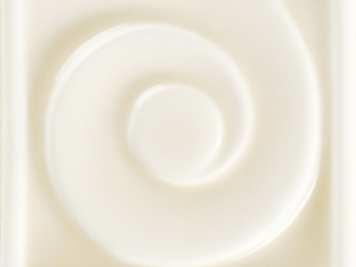 На изображении товар CERAMICHE GRAZIA Вставка ESSENZE ONDA TOZZETTO 5,5X5,5 MAGNOLIA от официального представителя в Москве