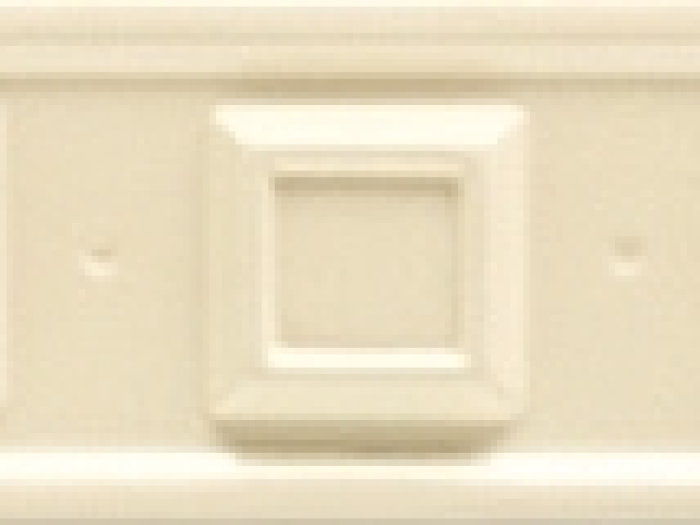На изображении товар CERAMICHE GRAZIA Бордюр BOISERIE SQUARE 6,5X20 BEIGE CRAQUELE от официального представителя в Москве