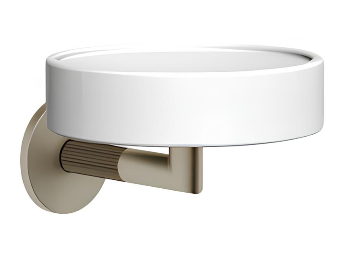 На изображении товар Мыльница Gessi Ingranaggio Accessories, ø115 мм, настенная, цвет White/Finox Brushed Nickel от официального представителя в Москве