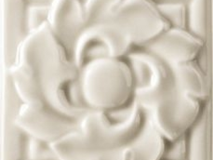 На изображении товар CERAMICHE GRAZIA  Вставка NEW CLASSIC HELLAS TOZZETTO 6X6 AGAVE от официального представителя в Москве