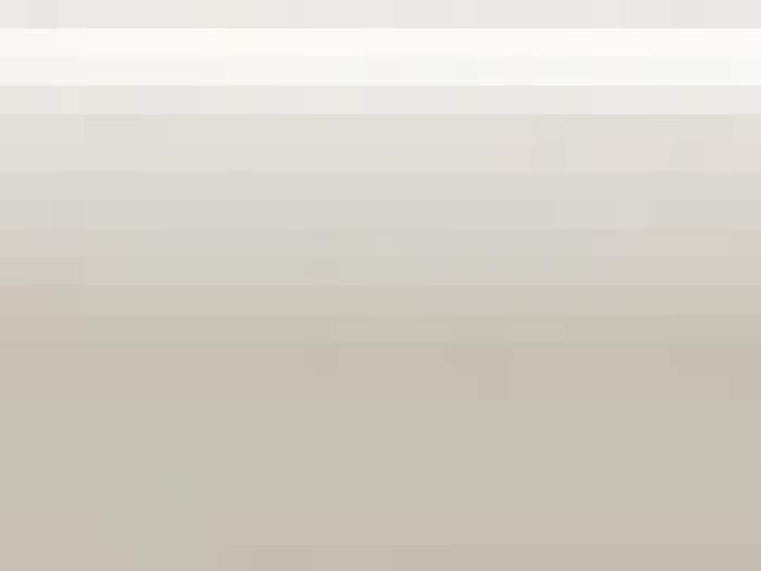 На изображении товар CERAMICHE GRAZIA Бордюр ESSENZE COPRISPIGOLO 1,2X26 MAGNOLIA от официального представителя в Москве