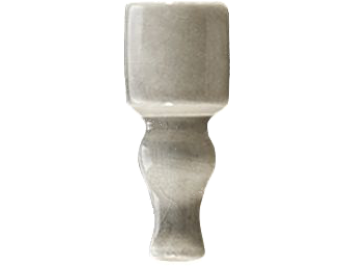 На изображении товар CERAMICHE GRAZIA Угловой элемент EPOQUE ANGOLO FINALE 6,5X2 DIAMANTATO GREY CRAQUELE от официального представителя в Москве