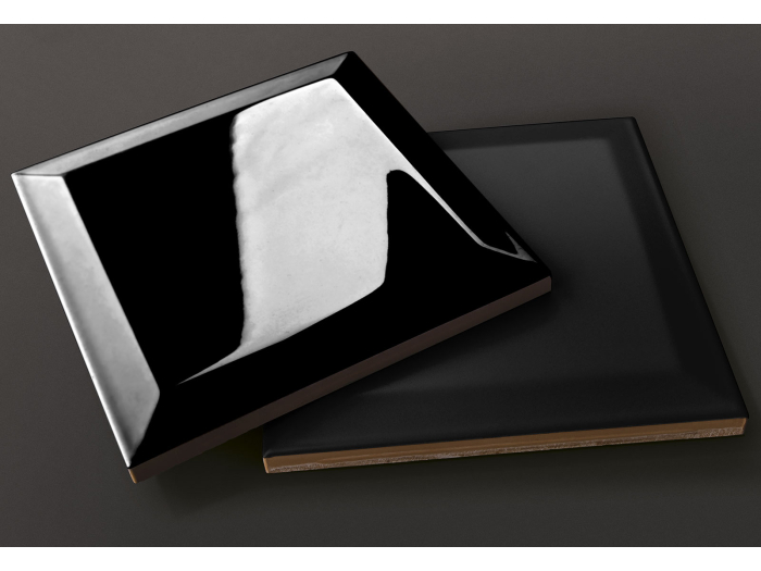 На изображении товар Etruria Керамическая плитка VICTORIA 15X15 Diamantato Dark от официального представителя в Москве