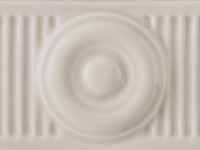 На изображении товар CERAMICHE GRAZIA Бордюр NEW CLASSIC URBE 5,5X26 TORTORA от официального представителя в Москве