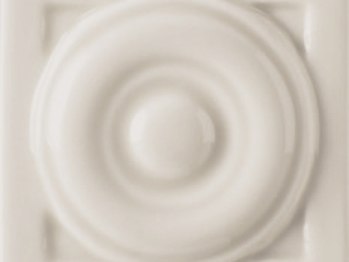 На изображении товар CERAMICHE GRAZIA Вставка NEW CLASSIC URBE TOZZETTO 6X6 MAUVE от официального представителя в Москве