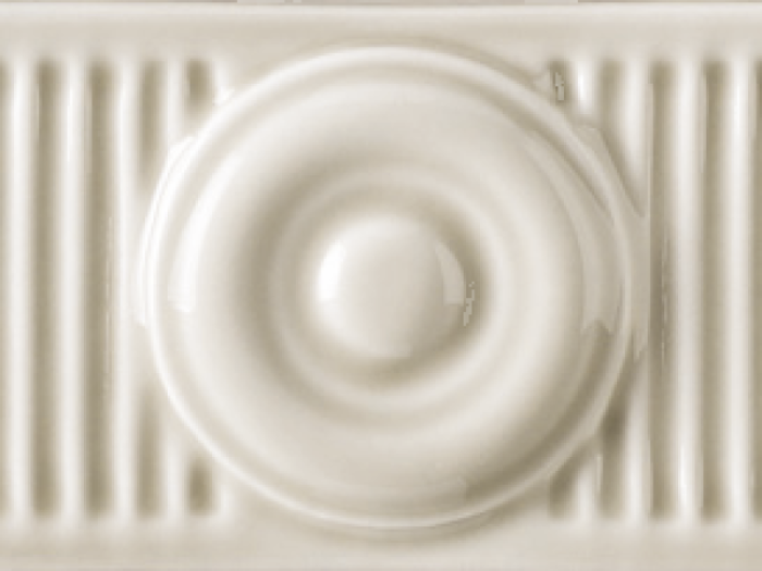 На изображении товар CERAMICHE GRAZIA Бордюр NEW CLASSIC URBE 5,5X26 BEACH от официального представителя в Москве