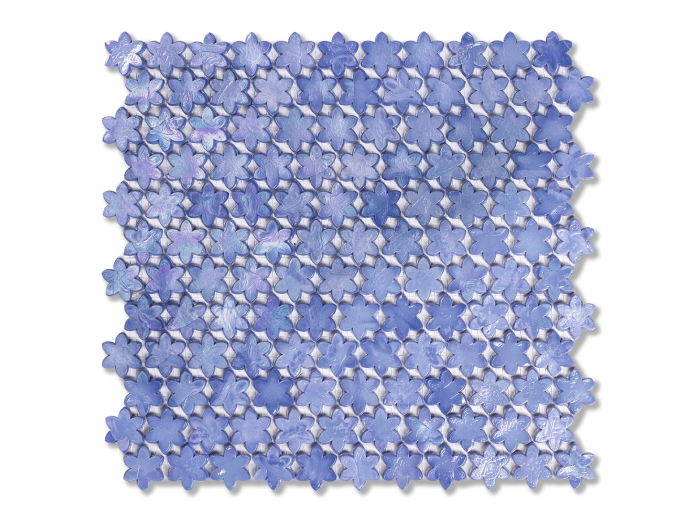 На изображении товар Sicis Смальтовая мозаика Petites Fleurs F10 Bluebell sheet-size 316x293 mm от официального представителя в Москве