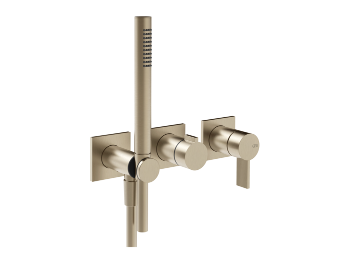 На изображении товар Cмеситель для душа Gessi Inverso, встраиваемый, настенный, на 2 выхода, с переключателем и ручным душем, внешняя часть, цвет Finox Brushed Nickel от официального представителя в Москве
