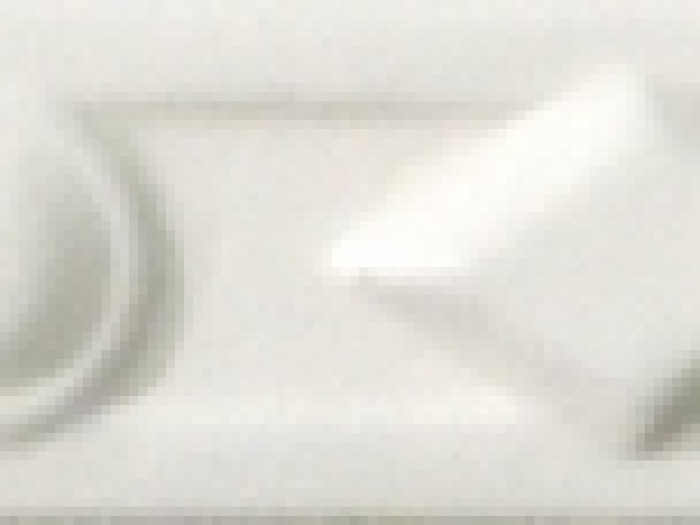 На изображении товар CERAMICHE GRAZIA Бордюр AMARCORD DIAMANTATO 3X20 BIANCO MATT от официального представителя в Москве