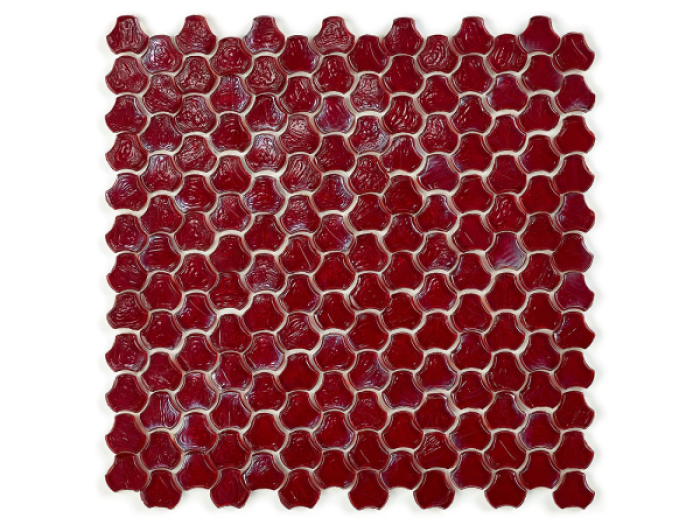 На изображении товар Sicis Стеклянная мозаика Clover Chilly chips size 25 mm sheet-size 286x283 mm от официального представителя в Москве