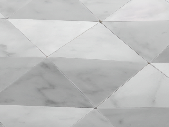 На изображении товар Akros Venezia Камень Dogma Classic Pulsar ND3D Bianco Carrara от официального представителя в Москве