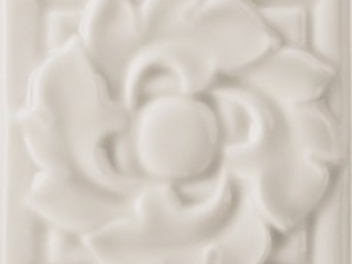 На изображении товар CERAMICHE GRAZIA Вставка NEW CLASSIC HELLAS TOZZETTO 6X6 MAUVE от официального представителя в Москве