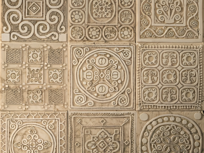 На изображении товар Akros Venezia Камень Decorative Art Etnico Classico & Rinascimento Etnico Travertino Classico 9 inserti 9,8X9,8X1 от официального представителя в Москве