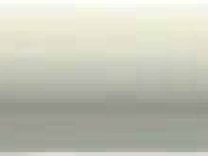 На изображении товар CERAMICHE GRAZIA Бордюр VINTAGE COPRISPIGOLO 1,2X20 IVORY от официального представителя в Москве