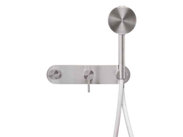 На изображении товар Термостат CeaDesign Innovo, настенный, на 3 отверстия, ручной душ Ø 80 мм, шланг в цвете Quartz Grey, внешняя часть, цвет сатинированная бронза от официального представителя в Москве