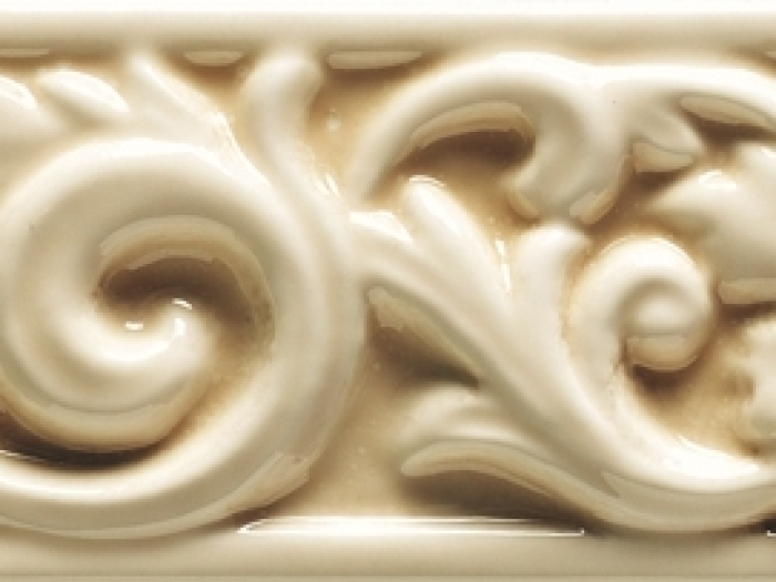 На изображении товар CERAMICHE GRAZIA  Декор ESSENZE VOLUTA 6X26 GELSOMINO от официального представителя в Москве