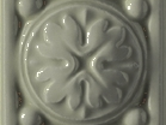 На изображении товар CERAMICHE GRAZIA Вставка ESSENZE VOLUTA TOZZETTO 6X6 PINO от официального представителя в Москве