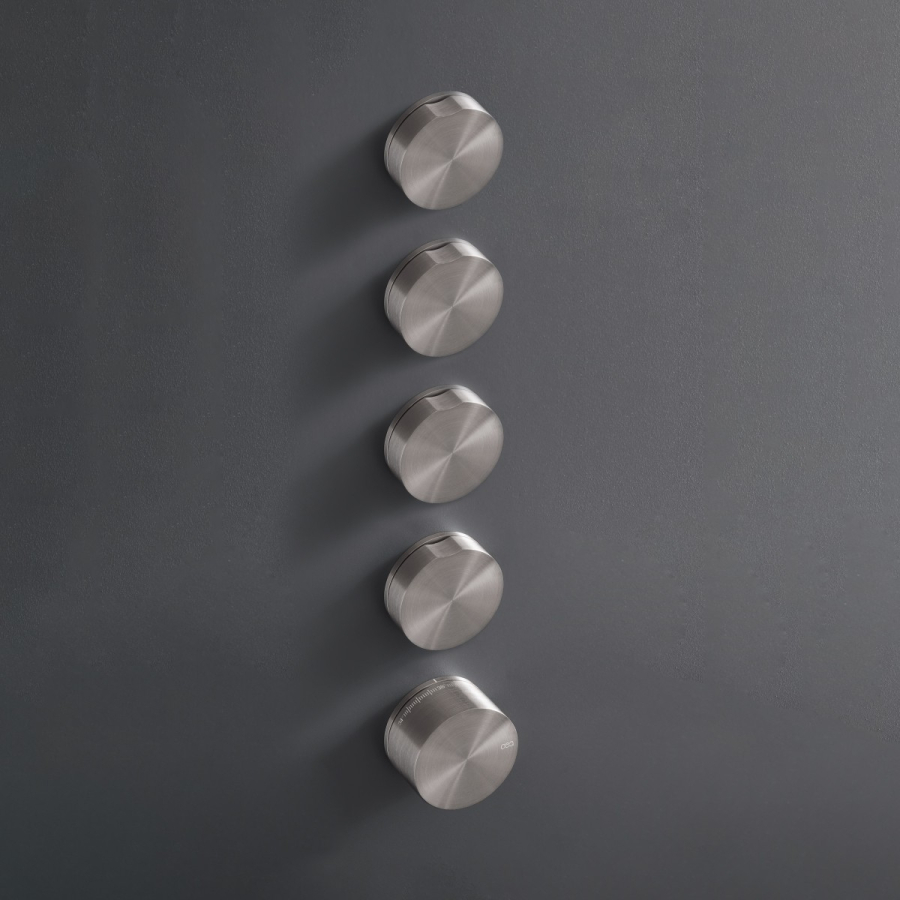Термостат CeaDesign Giotto, настенный, на 5 отверстий, внешняя часть, сталь, цвет сатинированная сталь - изображение 1