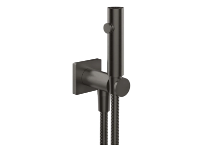На изображении товар Гигиенический душ Gessi Rilievo, с лейкой, шлангом, шланговым подсоединением и держателем лейки, ширина 60 мм, цвет Black Metal Brushed PVD от официального представителя в Москве