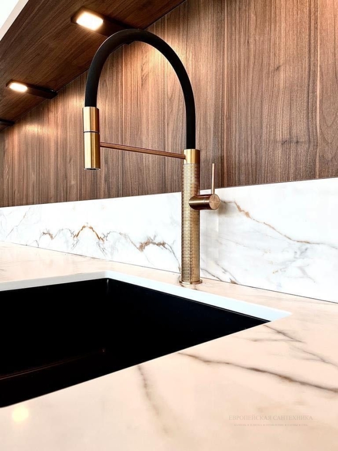 Cмеситель для кухни Gessi 316, полупрофессиональный, поворотный, с выдвижным душем, h480х269 мм, цвет Warm Bronze Brushed - изображение 3