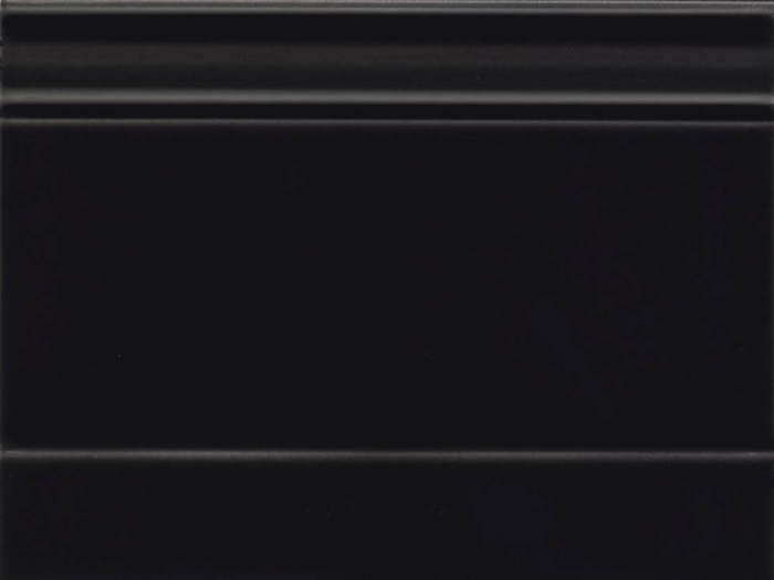 На изображении товар CERAMICHE GRAZIA Плинтус FORMAE ZOCCOLO 20X26 EBONY от официального представителя в Москве