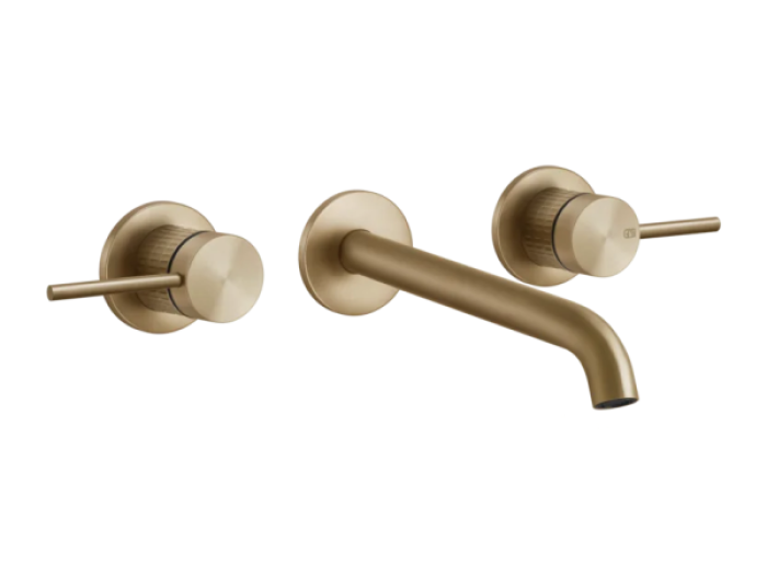 На изображении товар Смеситель для раковины Gessi316, встраиваемый, на 3 отверстия с длинным изливом, без донного клапана, внешние части, цвет Warm Bronze Brushed PVD от официального представителя в Москве