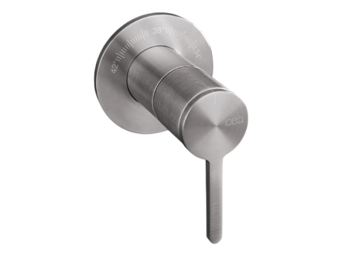 На изображении товар Термостат CeaDesign Innovo, настенный, встраиваемый, Ø 30х62 мм, с системой Acqua Stop, внешняя часть, сталь, цвет сатинированная нержавеющая сталь от официального представителя в Москве