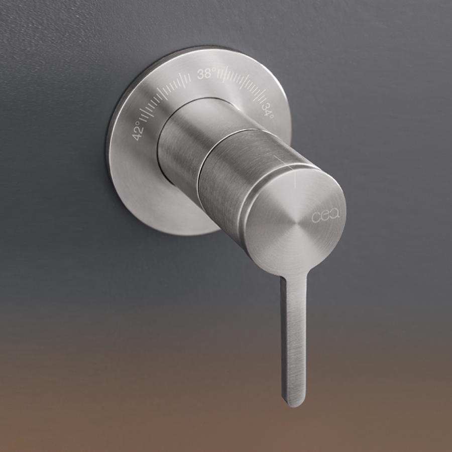 Термостат CeaDesign Innovo, настенный, встраиваемый, Ø 30х62 мм, с системой Acqua Stop, внешняя часть, сталь, цвет сатинированная нержавеющая сталь - изображение 1
