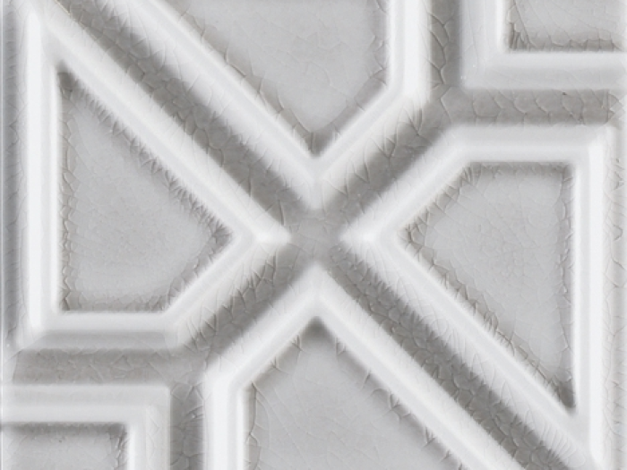 На изображении товар CERAMICHE GRAZIA Керамическая плитка FORMELLE MILANO 13X13 ARGENTO CRAQUELE' от официального представителя в Москве