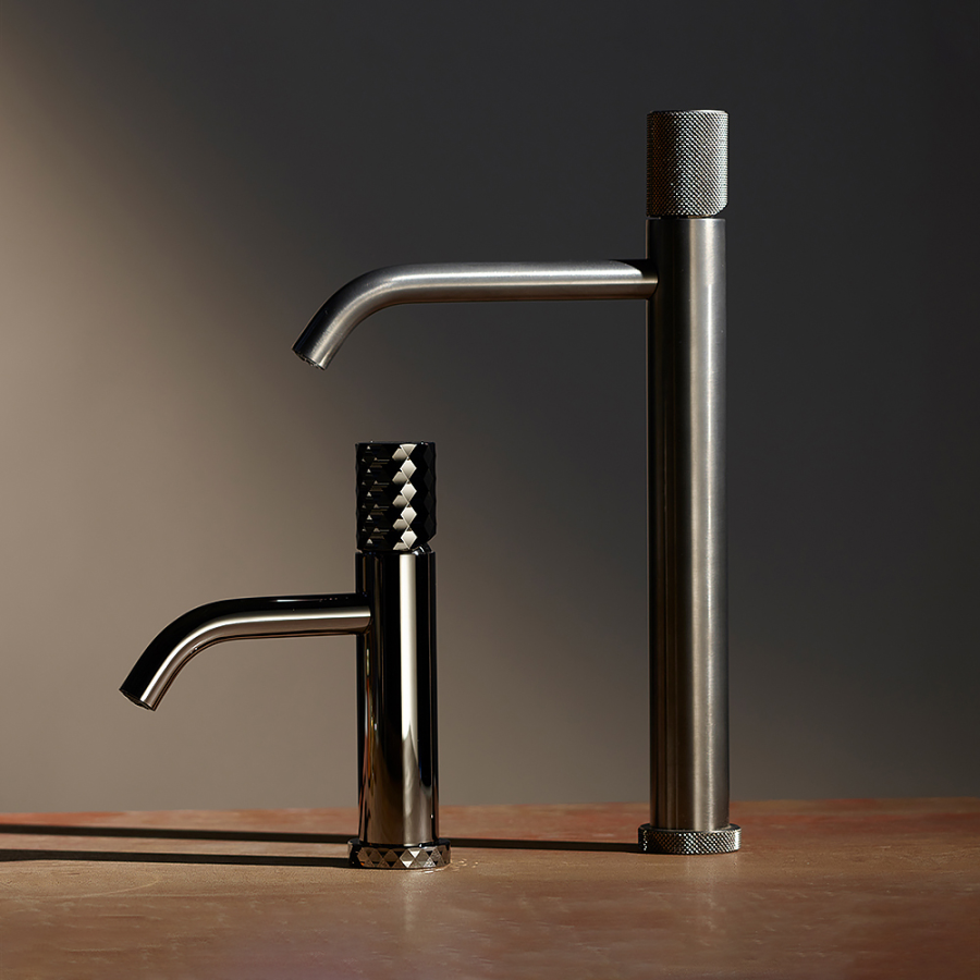 Cмеситель для раковины Carlo Frattini Spillo Tech XS, ручка G Collection, донный клапан Click-Clack, цвет чёрный матовый - изображение 2