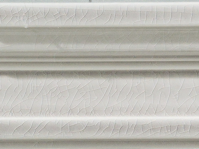 На изображении товар CERAMICHE GRAZIA Бордюр ESSENZE CAPITELLO 7,5X13 ARGENTO CRAQUELE от официального представителя в Москве