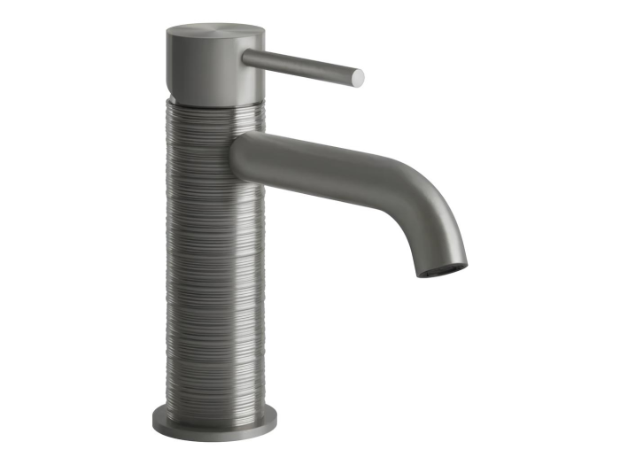 На изображении товар Cмеситель для раковины Gessi316, однорычажный, без донного клапана, цвет Steel Brushed от официального представителя в Москве