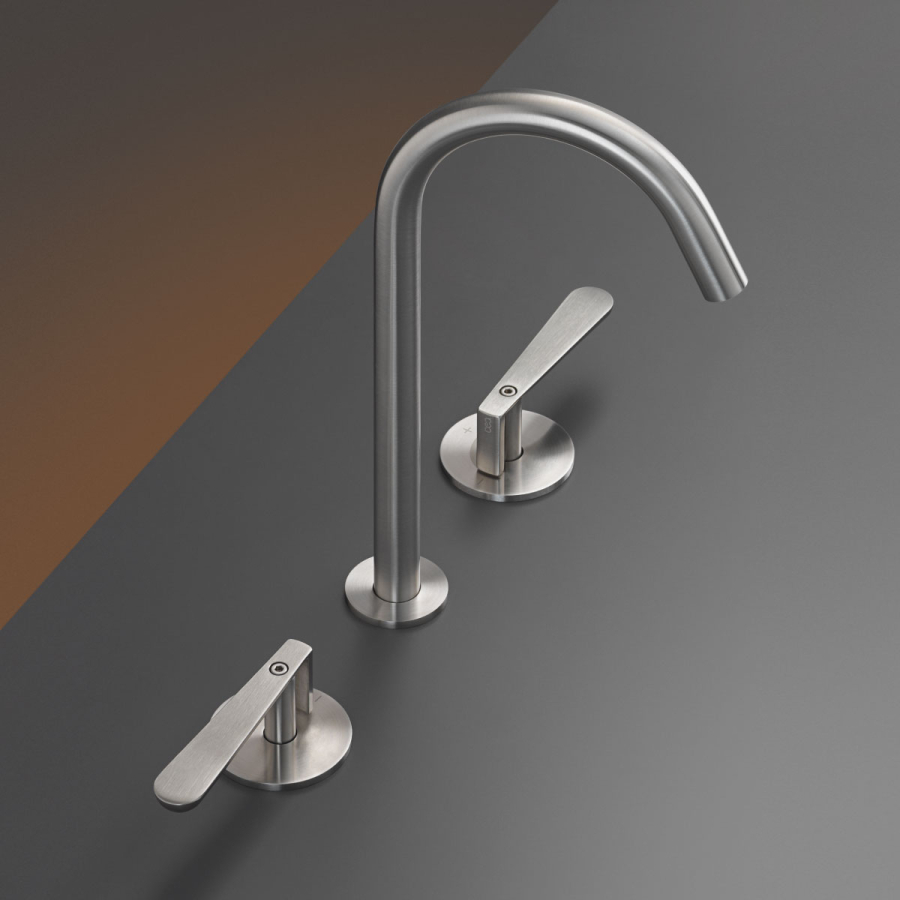 Смеситель для раковины CeaDesign Lutezia, на 3 отверстия, поворотный излив, H. 235 мм, сталь, цвет сатинированная бронза - изображение 1
