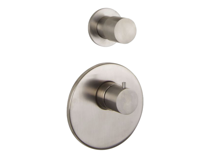 На изображении товар Термостат для душа Carlo Frattini Spillo Steel, с 1 запорным вентилем, ручками с защитой от обжигания, горизонтальная/вертикальная установка, внешняя часть, цвет нержавеющая сталь от официального представителя в Москве