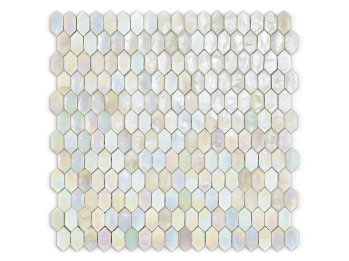 На изображении товар Sicis Стеклянная мозаика Crystal Axin chips size 31x15 mm sheet size 304x300 mm от официального представителя в Москве