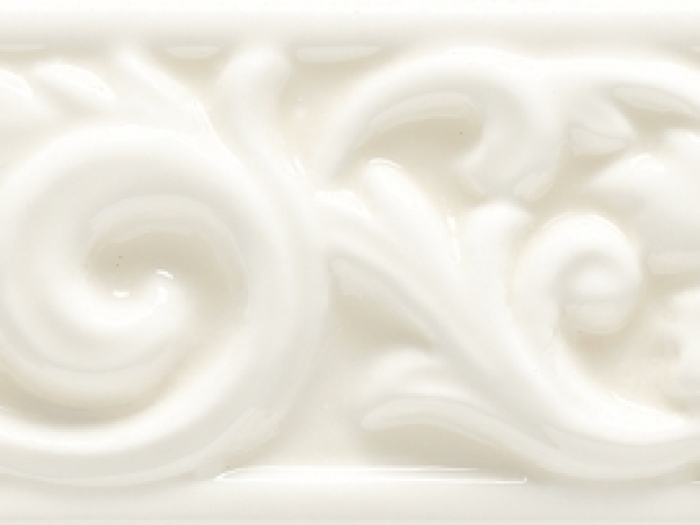 На изображении товар CERAMICHE GRAZIA Декор ESSENZE VOLUTA 6X26 MAGNOLIA от официального представителя в Москве