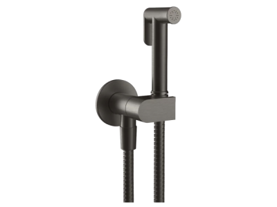 На изображении товар Гигиенический душ Gessi Tondo, с предохранительным клапаном, с лейкой, шлангом, шланговым подсоединением и держателем лейки, ширина 75 мм, цвет Black Metal Brushed PVD от официального представителя в Москве